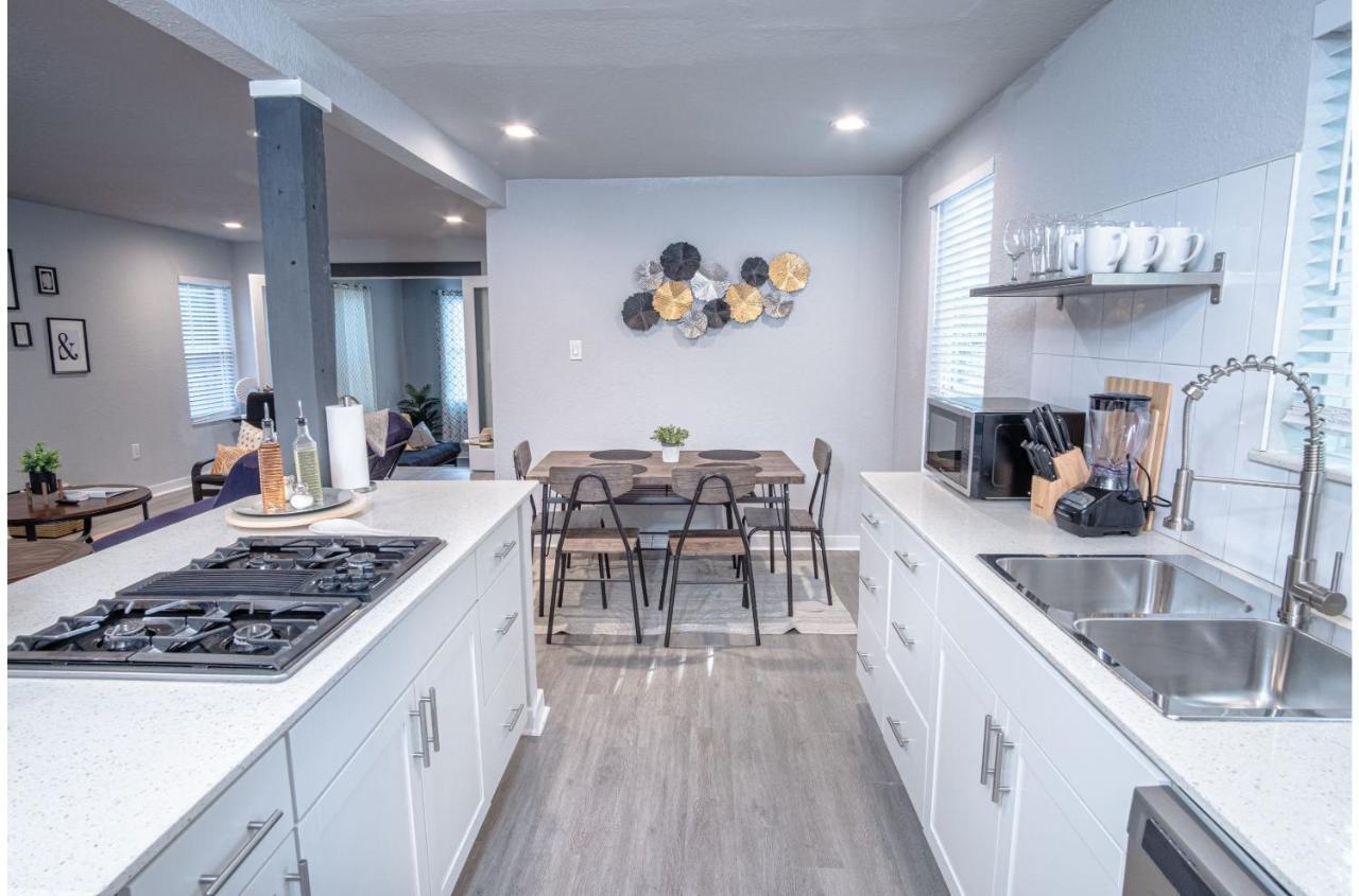 Stylish 4 Br2Ba Renovated Home Near Downtown San Antonio Esterno foto