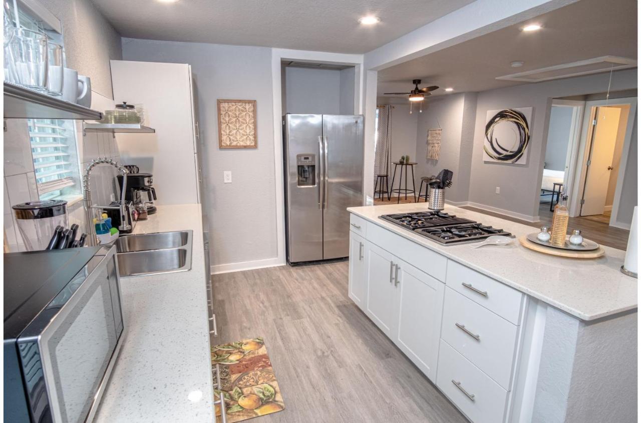 Stylish 4 Br2Ba Renovated Home Near Downtown San Antonio Esterno foto