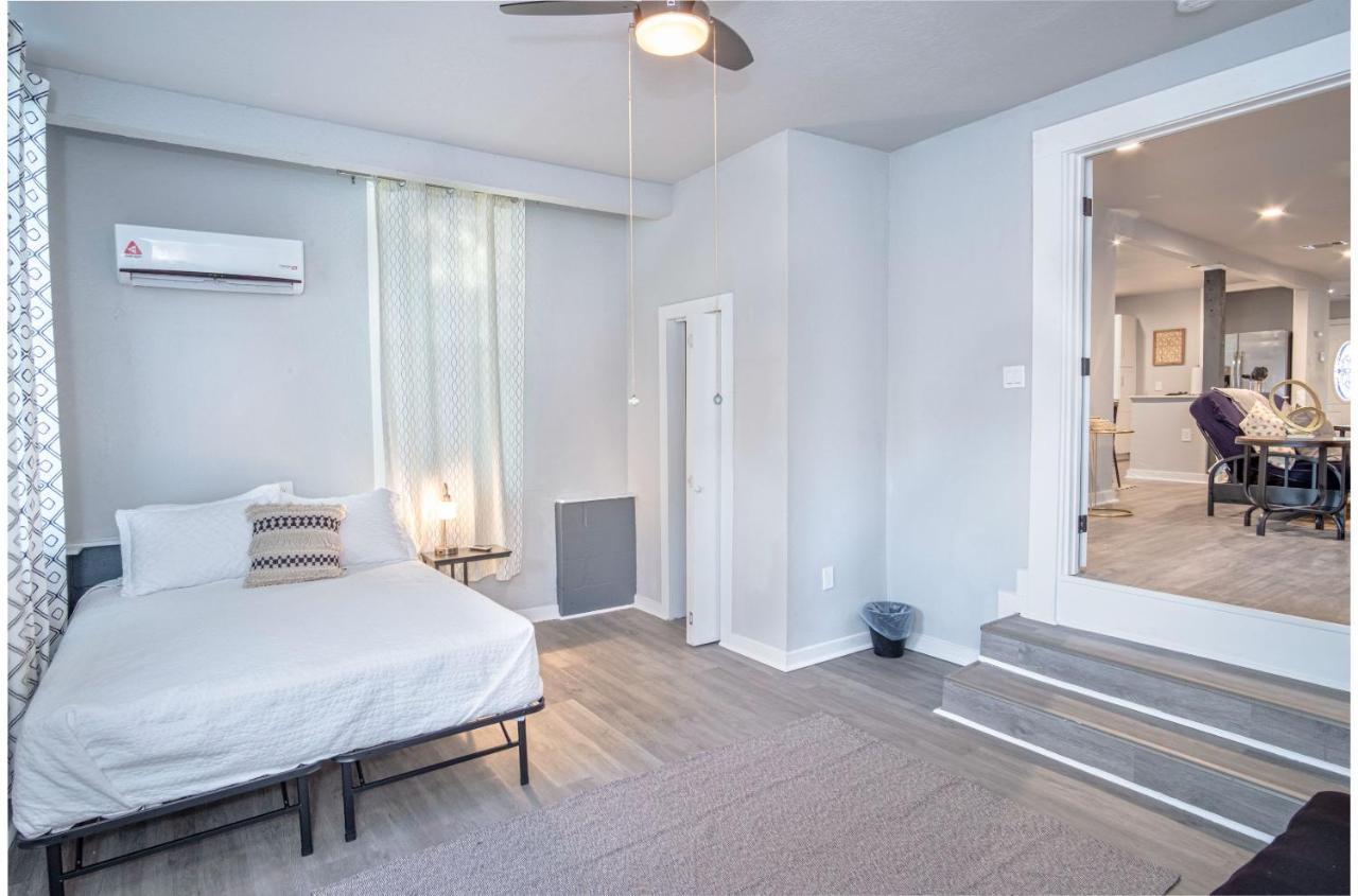 Stylish 4 Br2Ba Renovated Home Near Downtown San Antonio Esterno foto