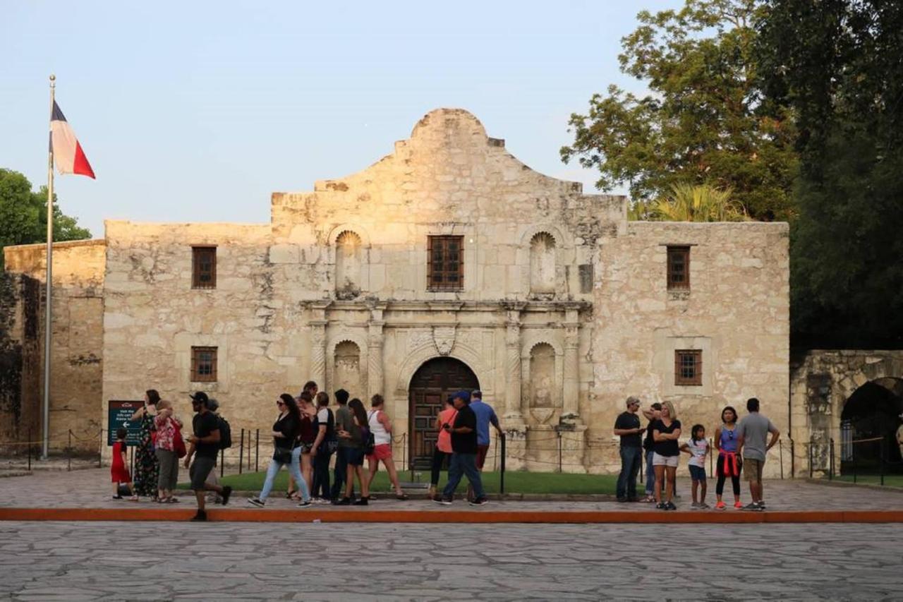 Stylish 4 Br2Ba Renovated Home Near Downtown San Antonio Esterno foto