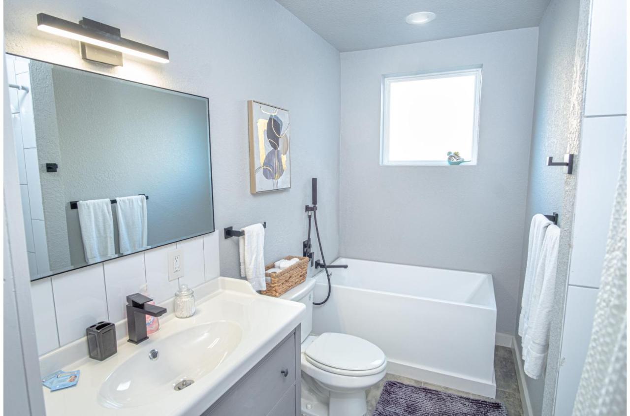 Stylish 4 Br2Ba Renovated Home Near Downtown San Antonio Esterno foto