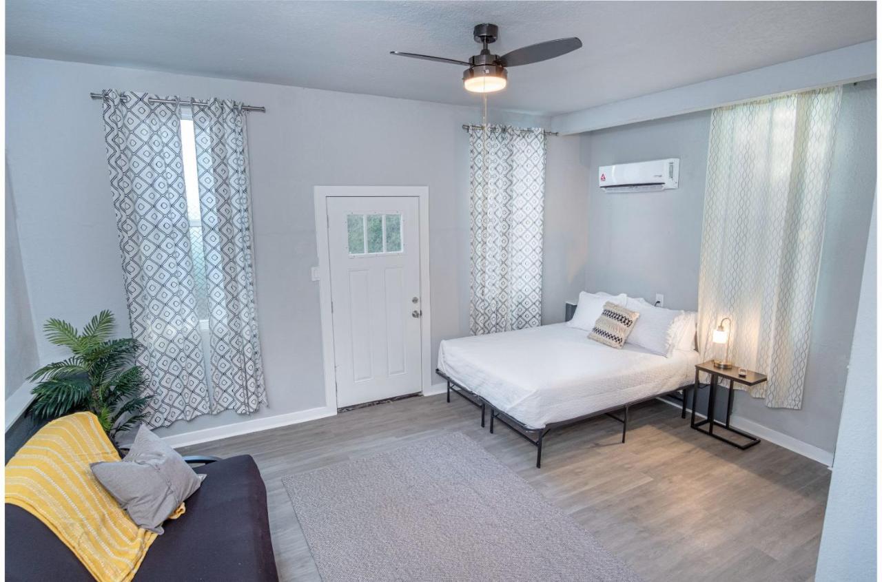 Stylish 4 Br2Ba Renovated Home Near Downtown San Antonio Esterno foto
